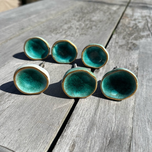 6 Ocean Crater Knobs - Picture 1 of 2